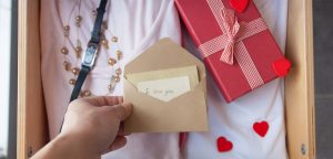 Romantic Gift Ideas to Surprise Your Love